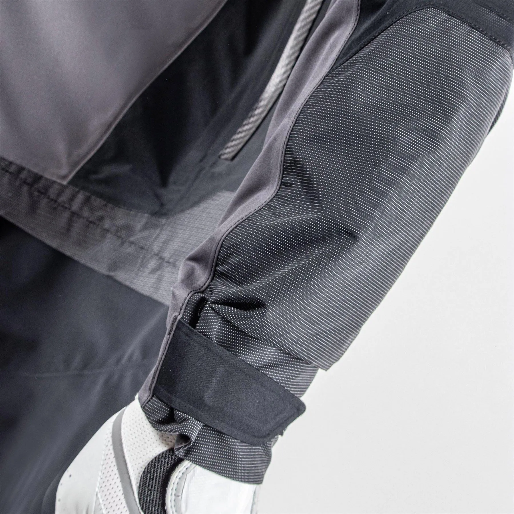 Alister Gore-Tex C-Knit Jacket Forged Iron/Black - AW24