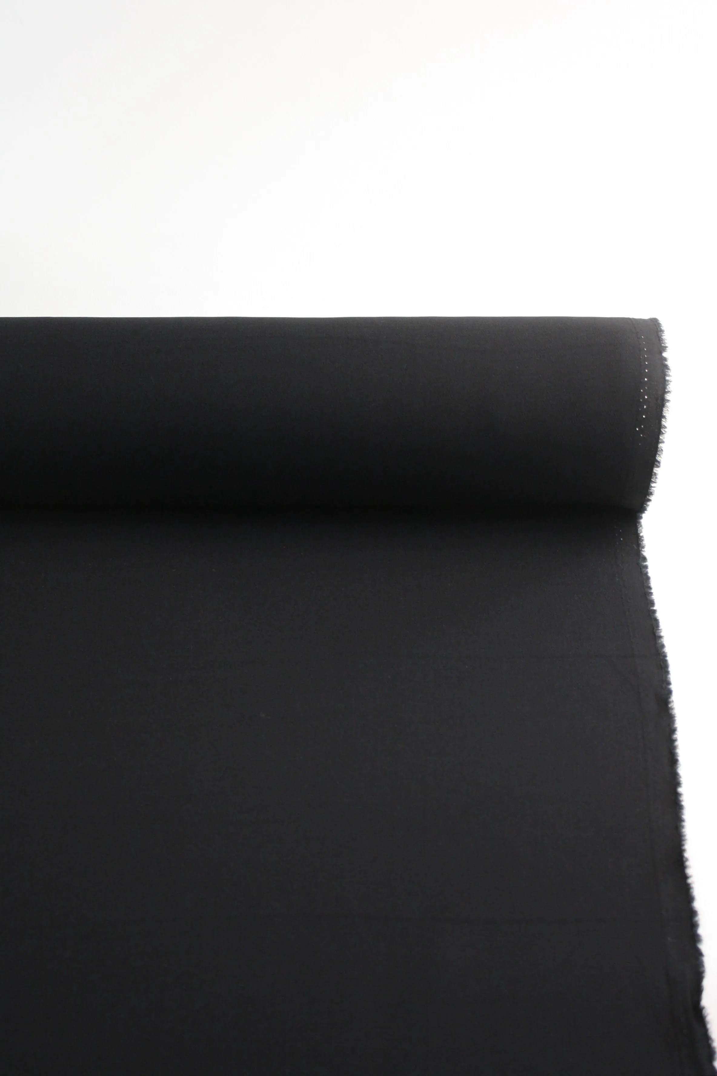 Benedict - Crepe Suiting | Panther