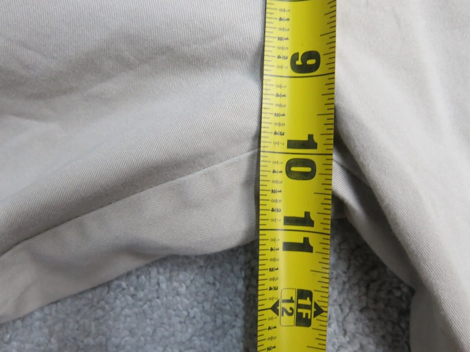 Calvin Klein Mens Straight Leg Chino Pant Mid Rise Pockets Beige Size W32XL32