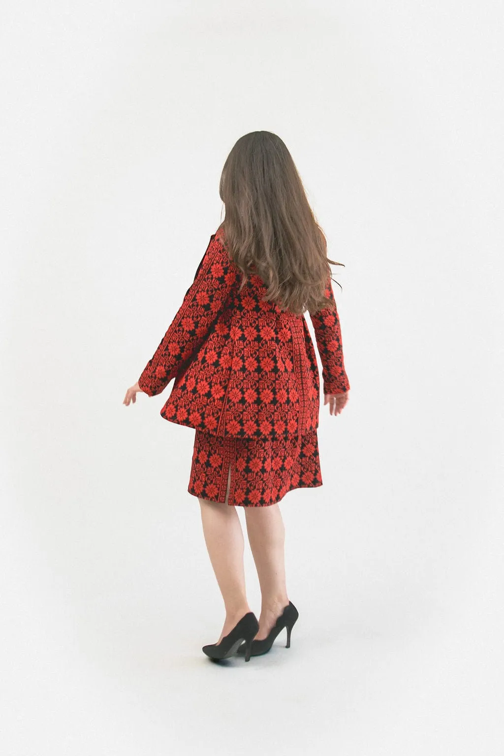 Floral Embroidered Blazer
