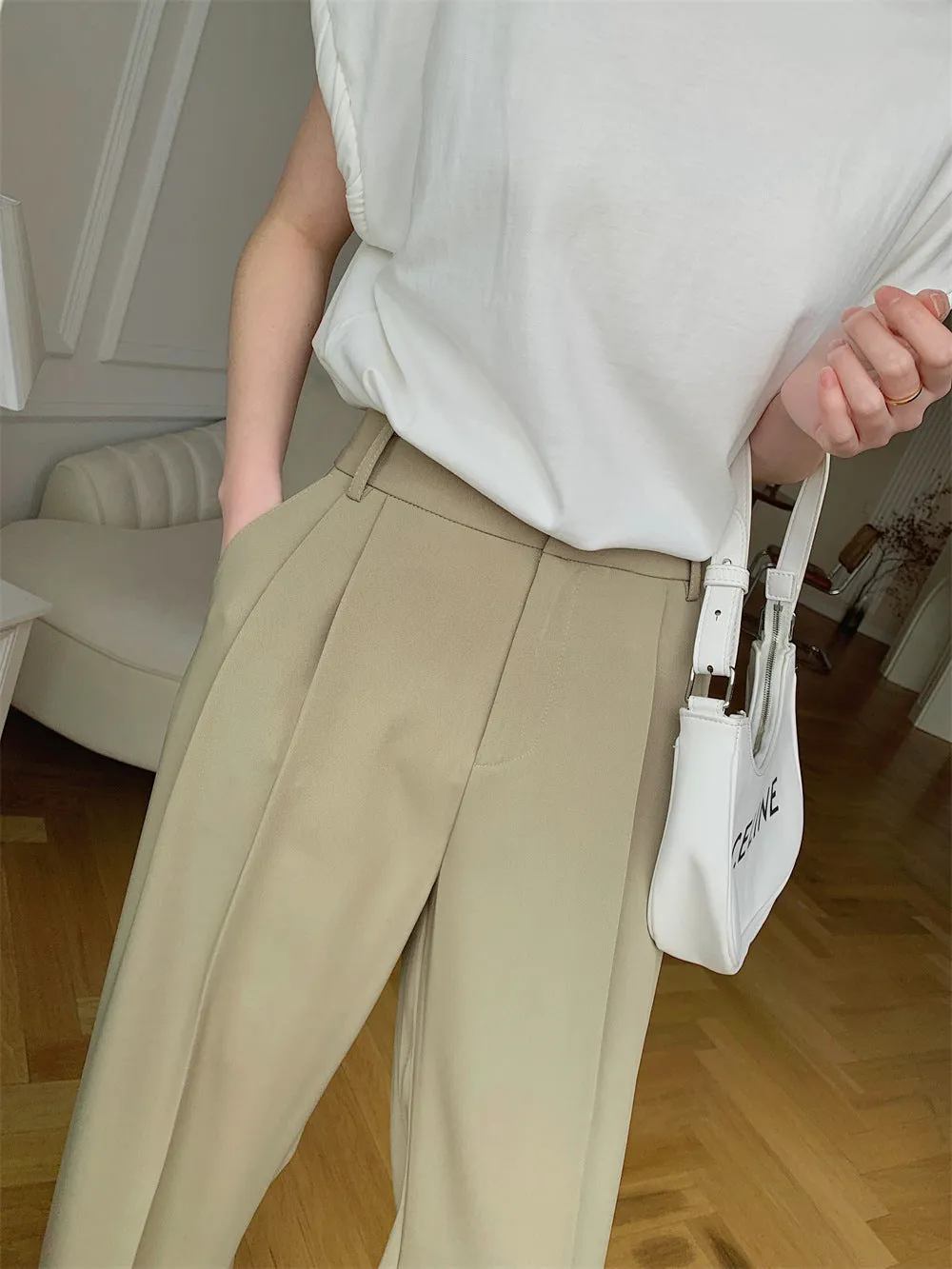 Hart pants (ready stock in khaki & black (S)/ 3 colours)