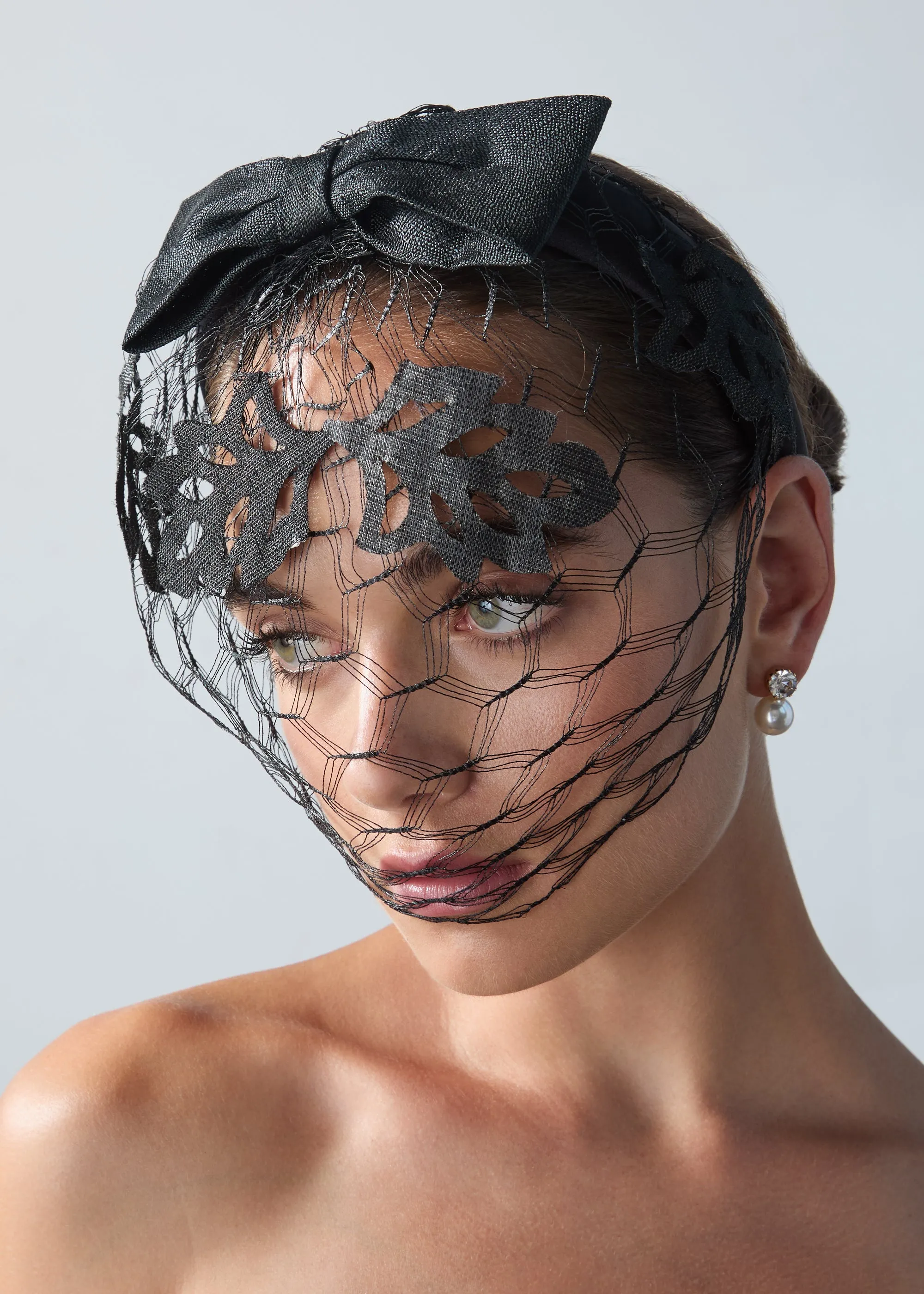 Jennifer Behr x New York Vintage Maida Headpiece -- Black
