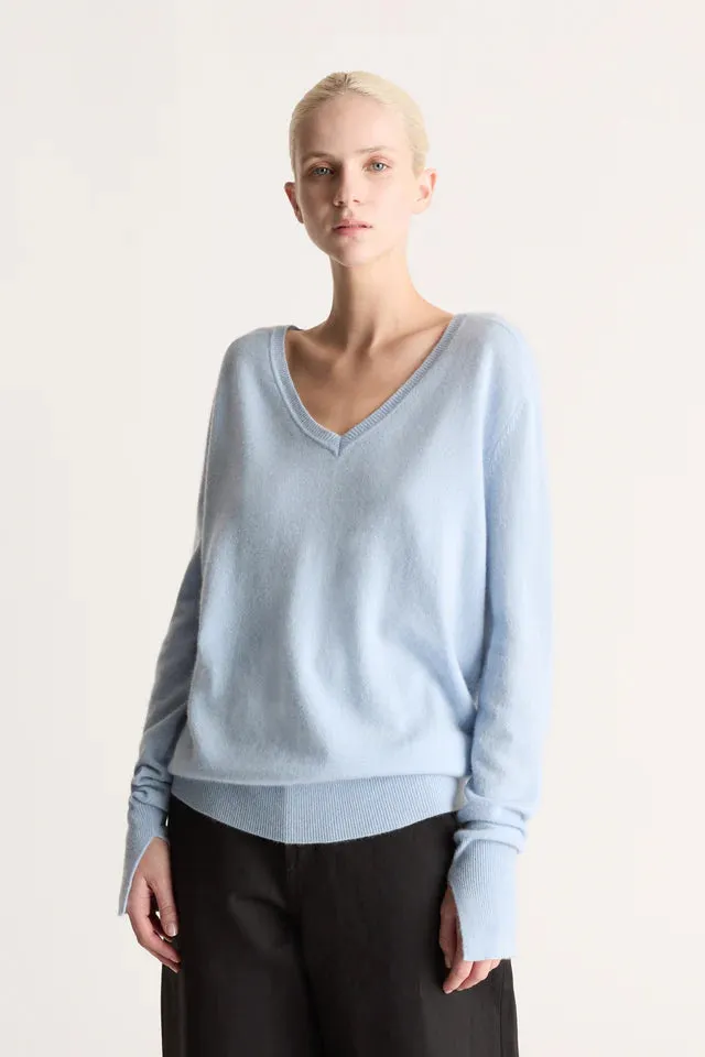 Lee Mathews Cashmere V Neck Sweater in Bay