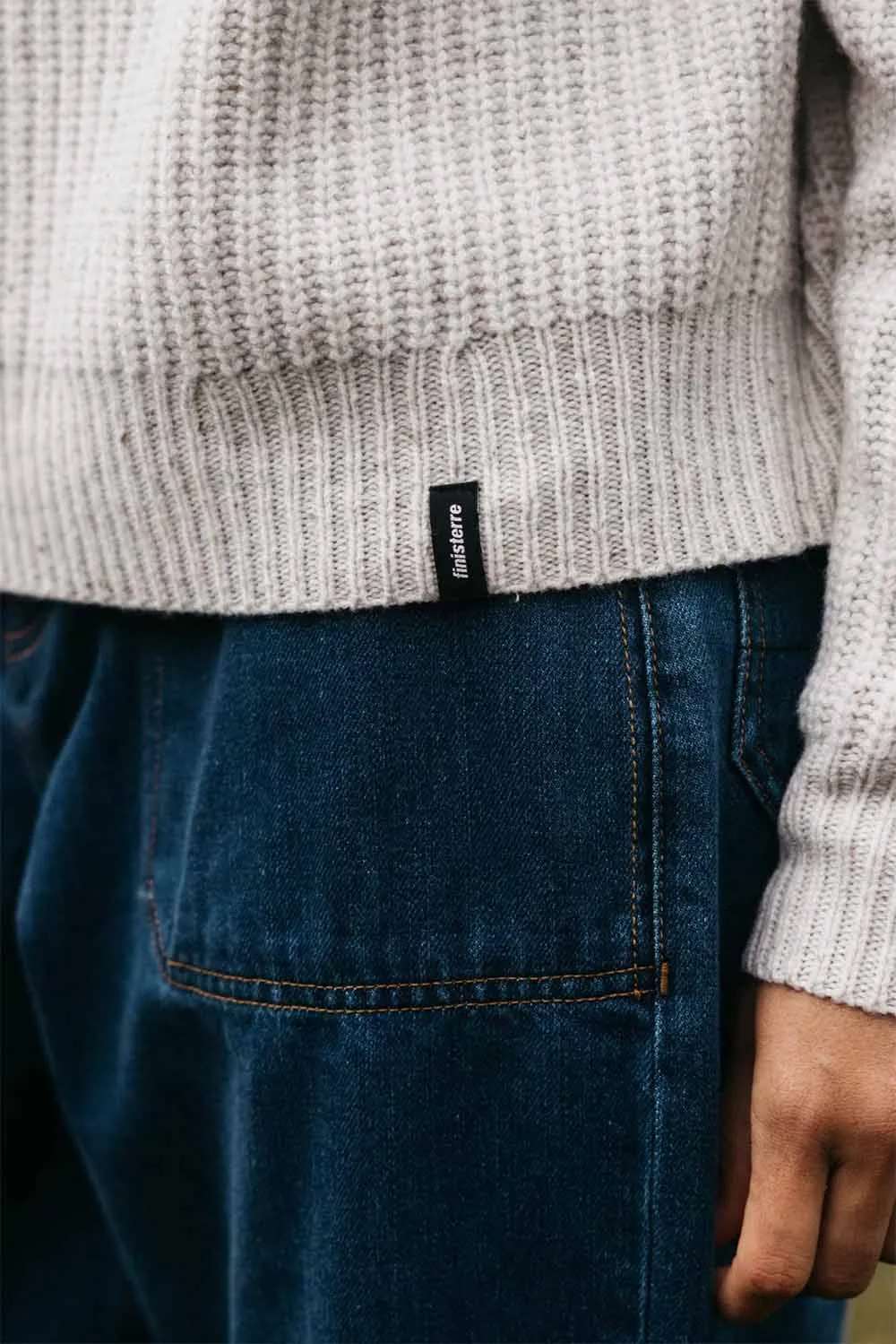 MORA ROLL NECK