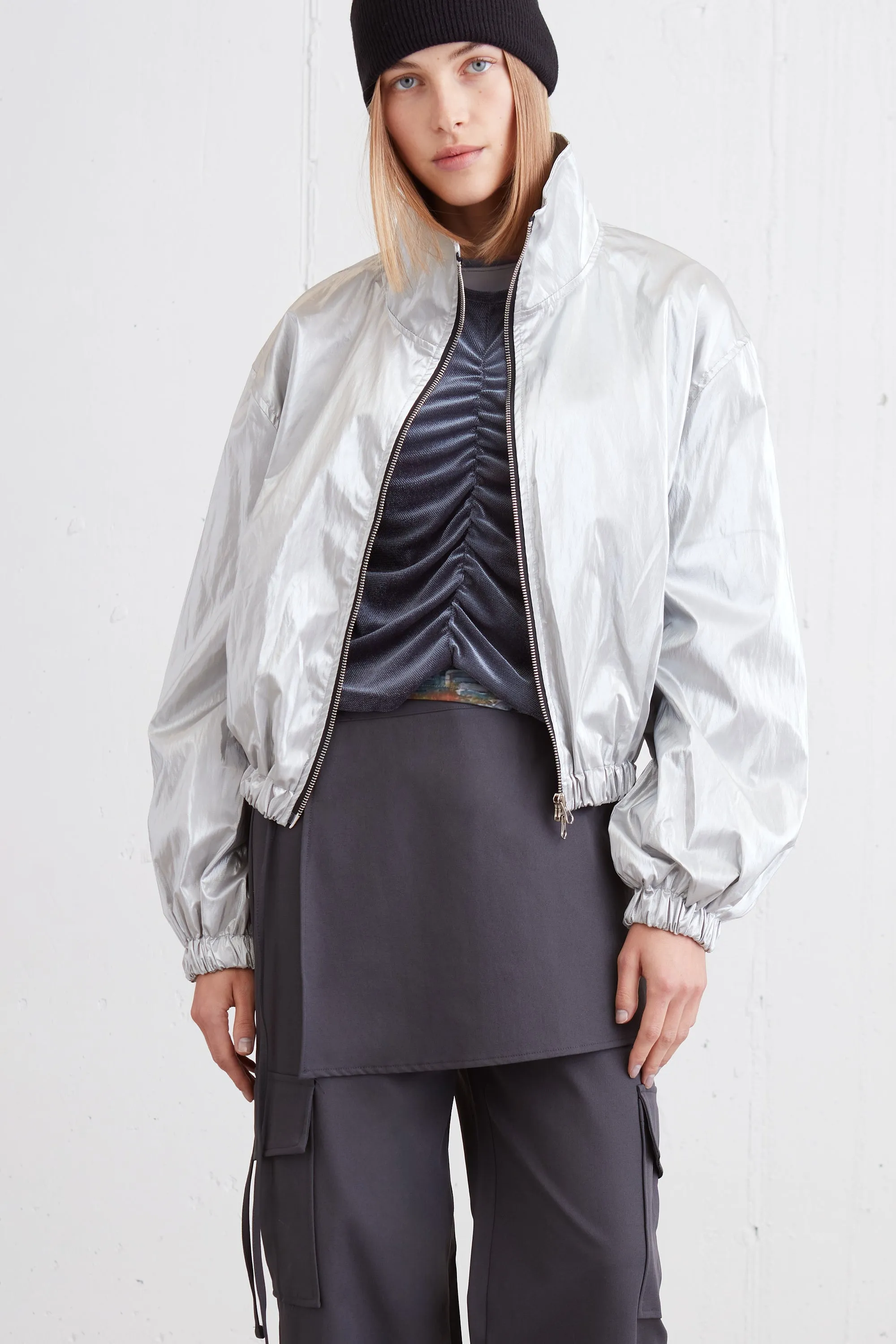 SHINY TOP WITH FRONT GATHER DETAIL