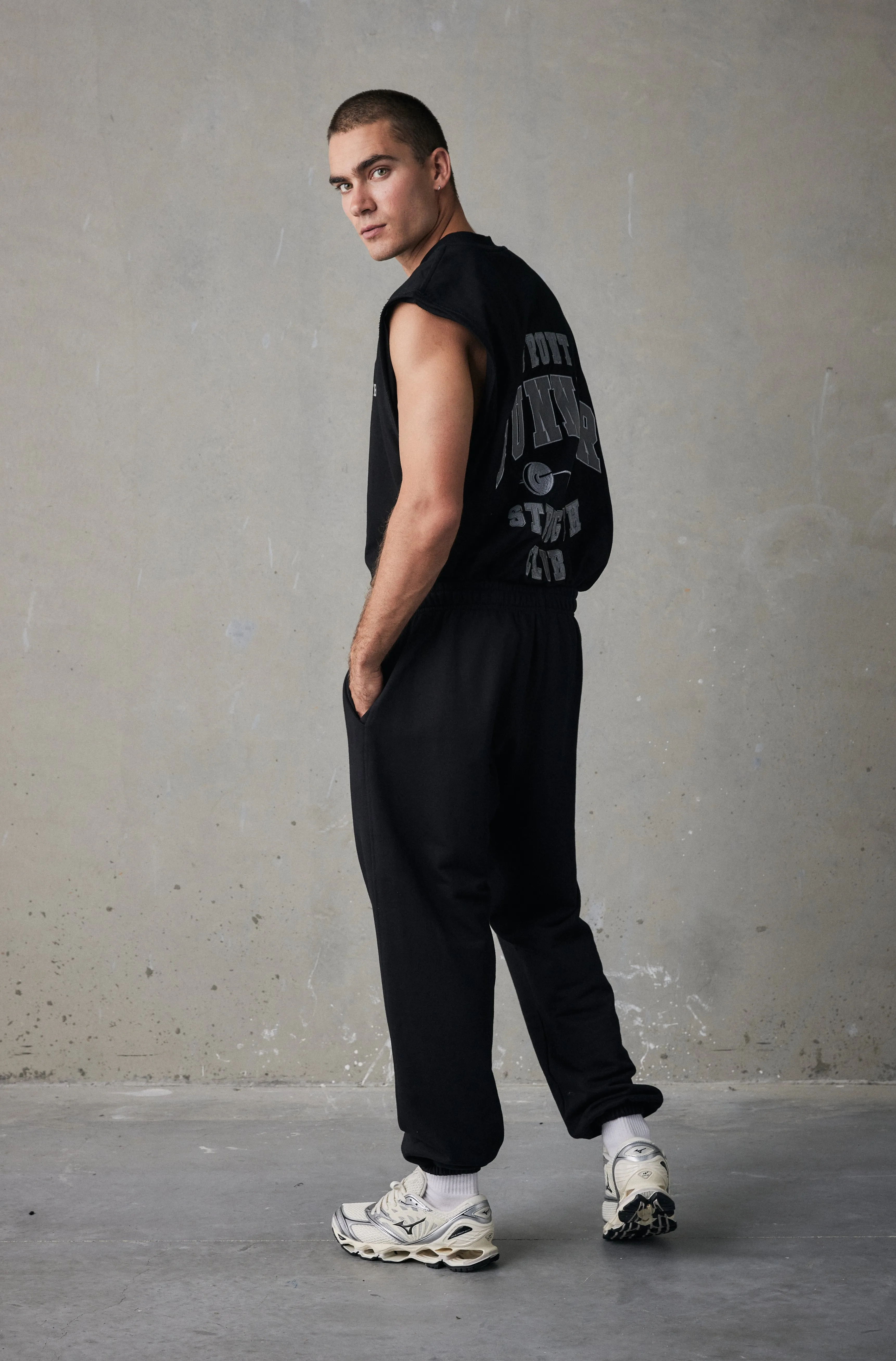 Strength Tank - Black