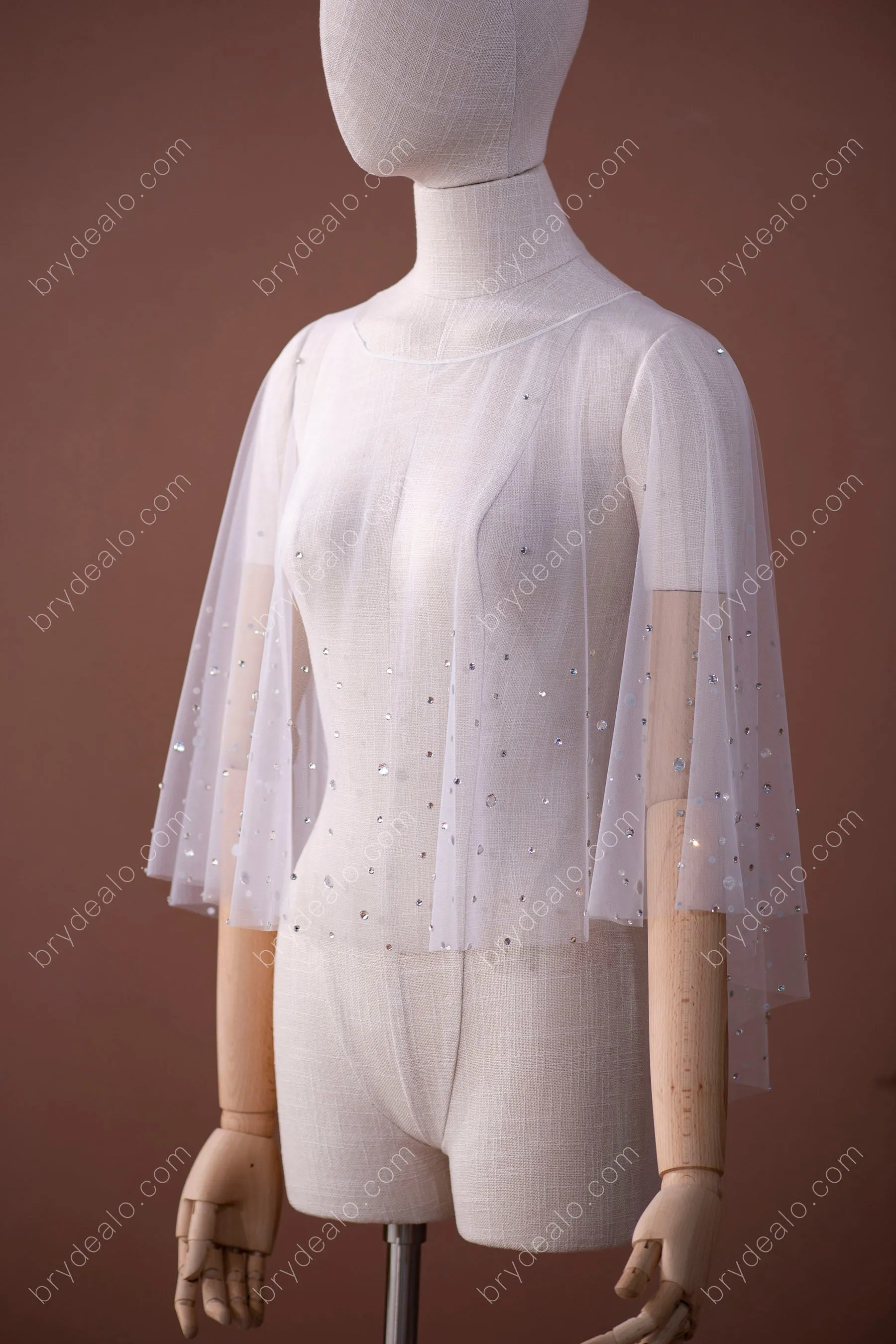 Trendy Shiny Rhinestones Tulle Bridal Cape